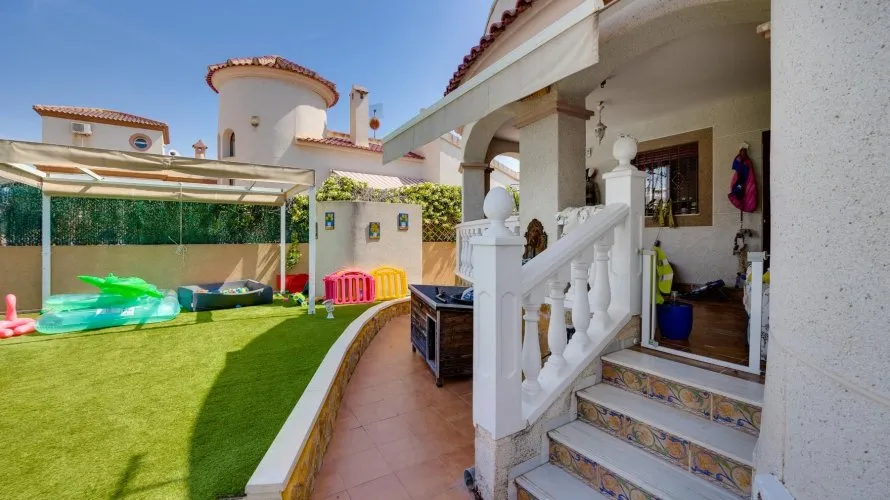 150m² apartment for sale, San Fulgencio, Spain No. 3047