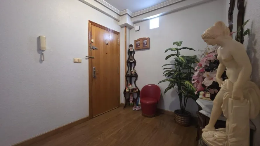 3 bedrooms apartment for sale, Torrevieja, Spain No. 3071 № 25