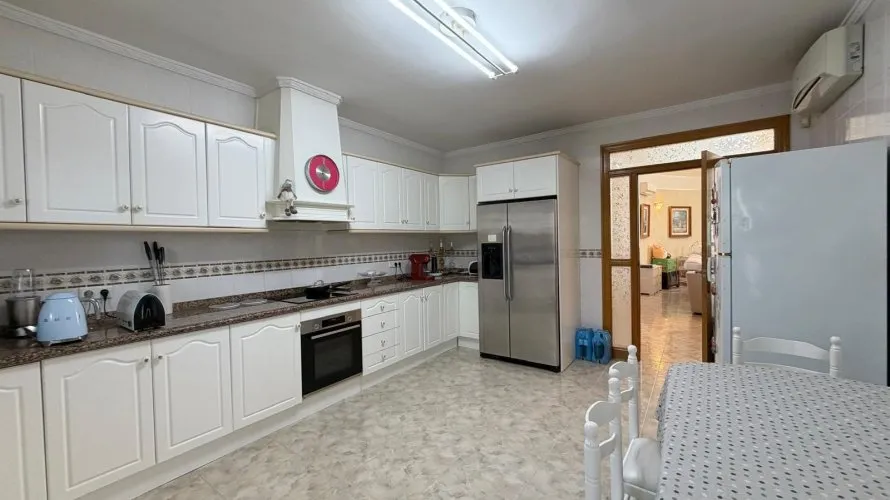 6 bedrooms villa for sale, Rojales, Spain No. 3090 № 10