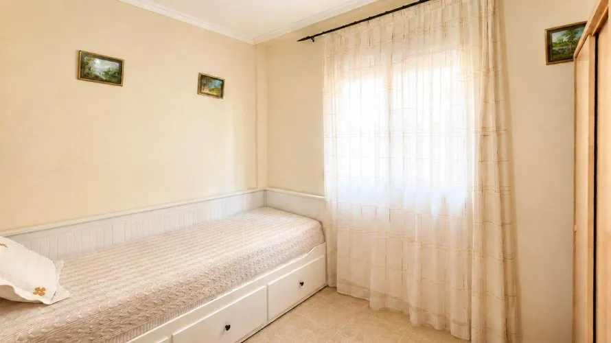 4 bedrooms house for sale, Rojales, Spain No. 3091