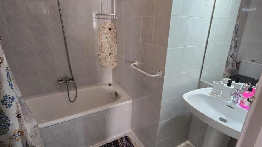 2 bedrooms apartment for sale, Torrevieja, Spain No. 3099