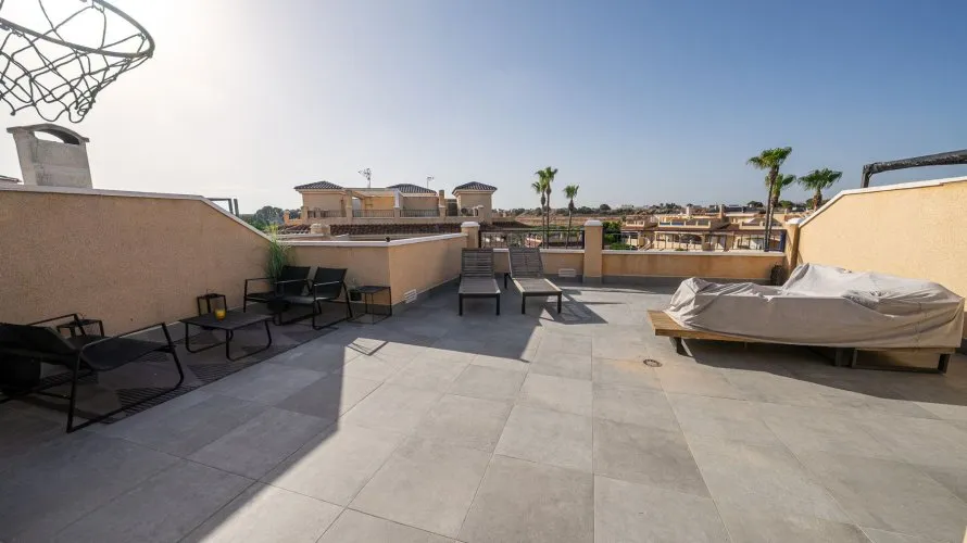 72m² penthouse for sale, Mil Palmeras, Spain No. 3101 № 9
