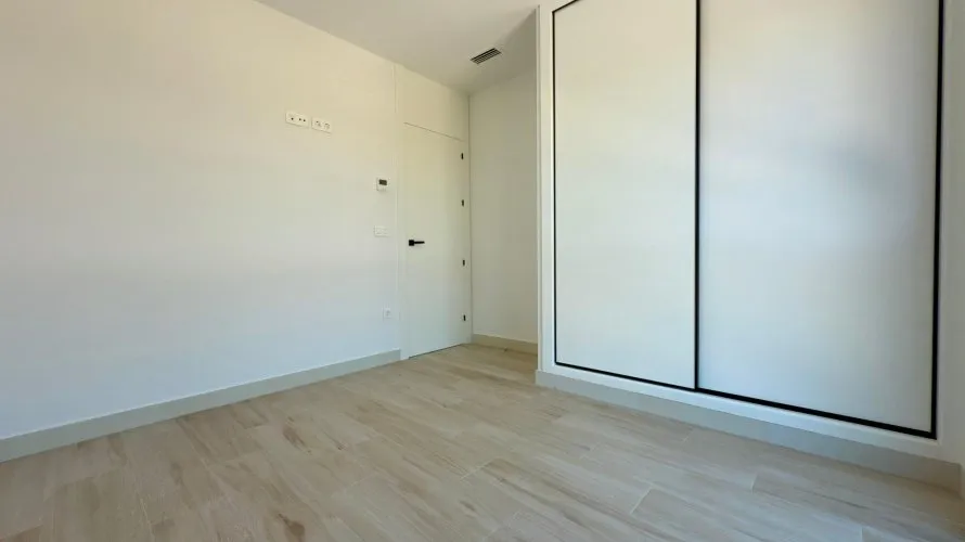 4 bedrooms villa for sale, Mutxamel, Spain No. 3135 № 15