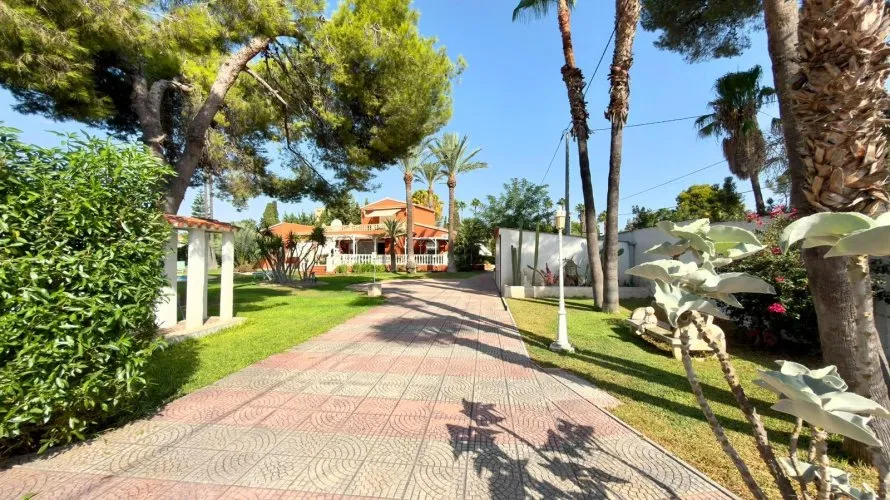 5 bedrooms villa for sale, Benidorm, Spain No. 3137 № 17