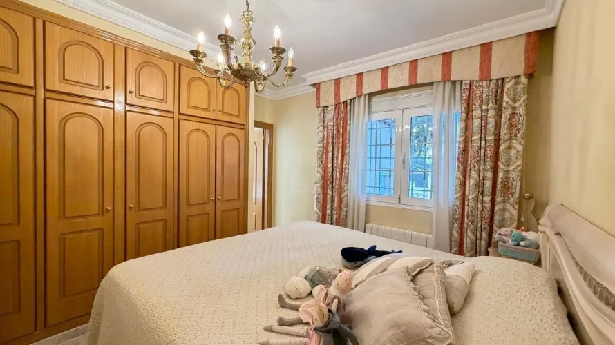 6 bedrooms villa for sale, Rojales, Spain No. 3090 № 2
