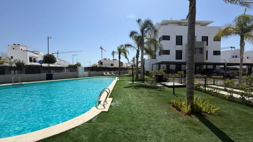 2 bedrooms apartment for sale, Los Alcazares, Spain No. 3315 № 12