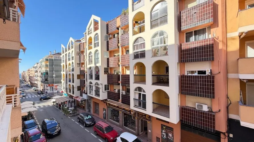 2 bedrooms apartment for sale, Torrevieja, Spain No. 3343 № 14