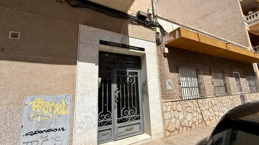 1 bedroom apartment for sale, Torrevieja, Spain No. 3274 № 2