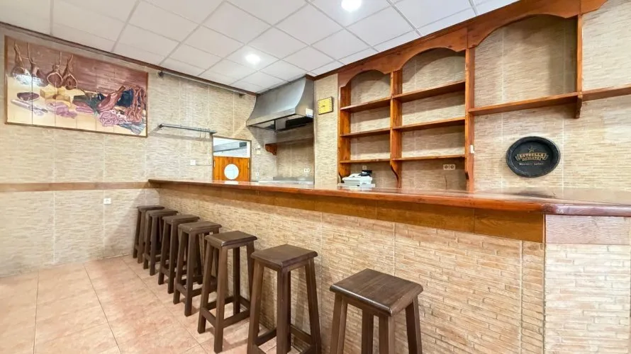 98m² commercial property for sale, Torrevieja, Spain No. 3342 № 18