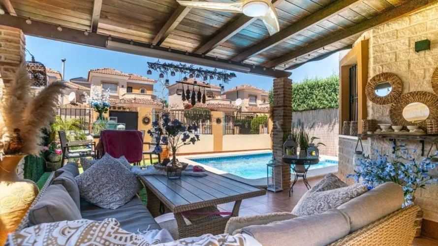 3 bedrooms villa for sale, Guardamar del Segura, Spain No. 3390
