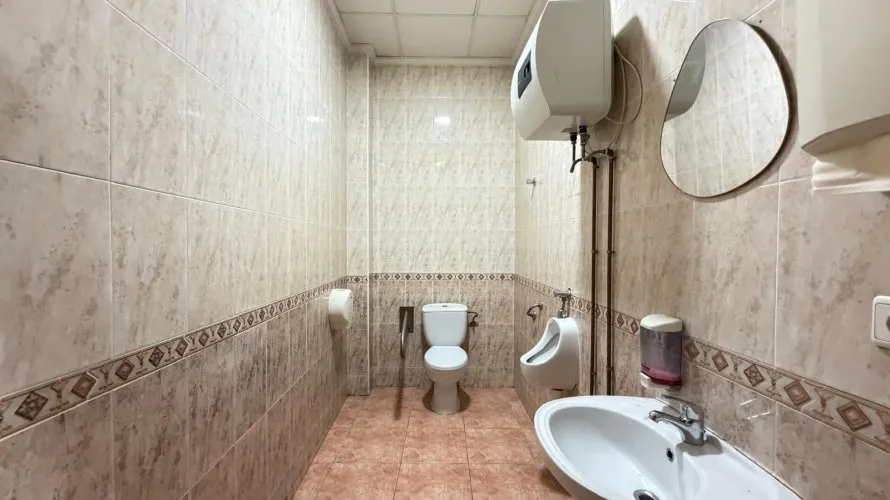 98m² commercial property for sale, Torrevieja, Spain No. 3342 № 3