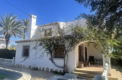 180m² villa for sale, Cabo Roig, Spain No. 3277
