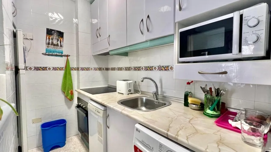 1 bedroom apartment for sale, Torrevieja, Spain No. 3355 № 8