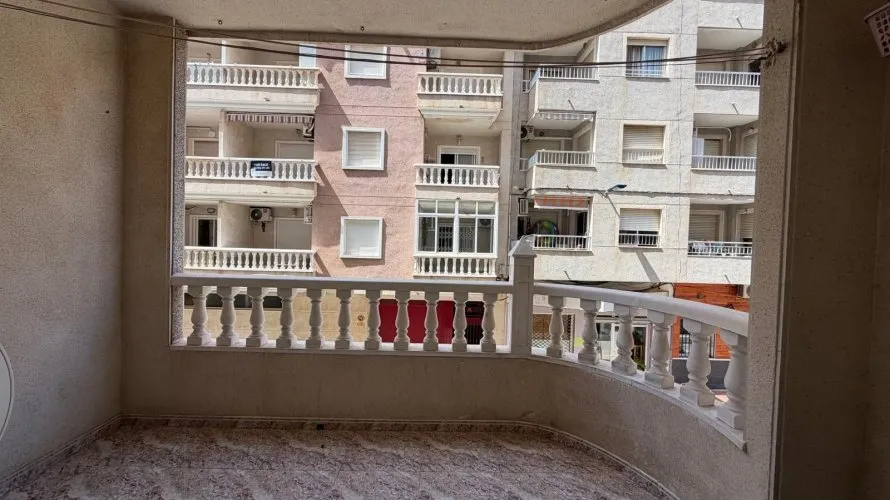 2 bedrooms apartment for sale, Torrevieja, Spain No. 3336 № 3