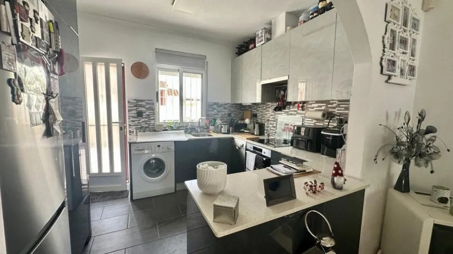 80m² villa for sale, Algorfa, Spain No. 3215 № 11