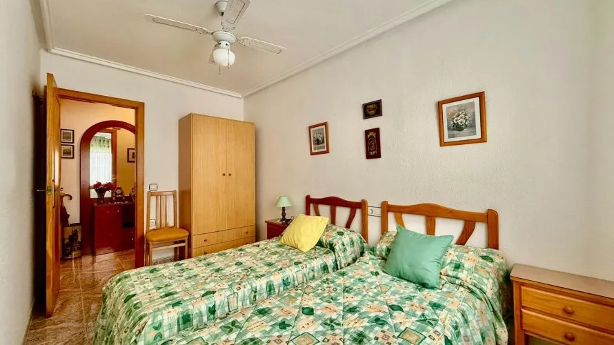2 bedrooms apartment for sale, Torrevieja, Spain No. 3198 № 17