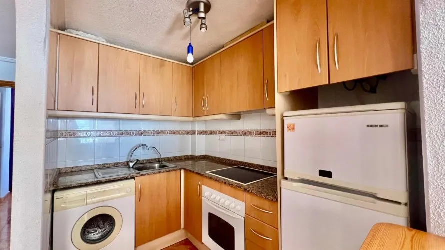 1 bedroom apartment for sale, Torrevieja, Spain No. 3335 № 20