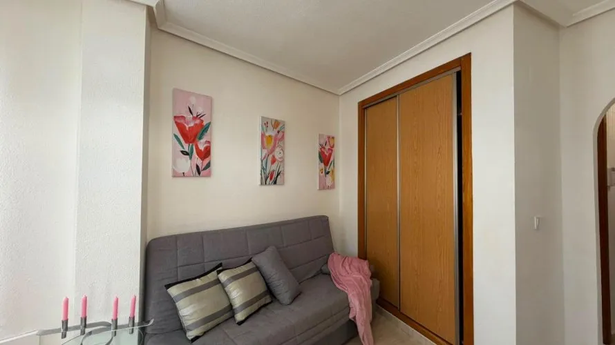 40m² apartment for sale, Torrevieja, Spain No. 3331 № 12