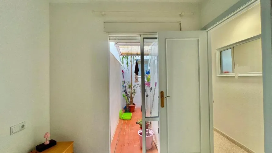 1 bedroom apartment for sale, Torrevieja, Spain No. 3355 № 4