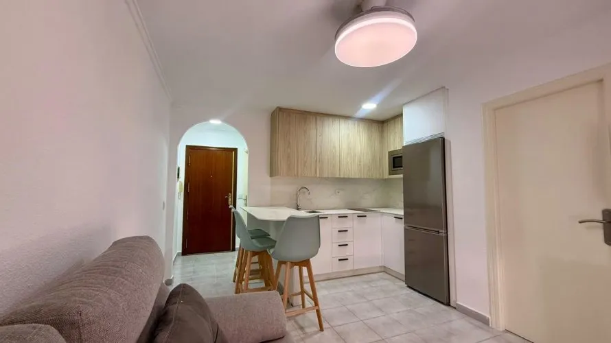 1 bedroom apartment for sale, Torrevieja, Spain No. 3274 № 18