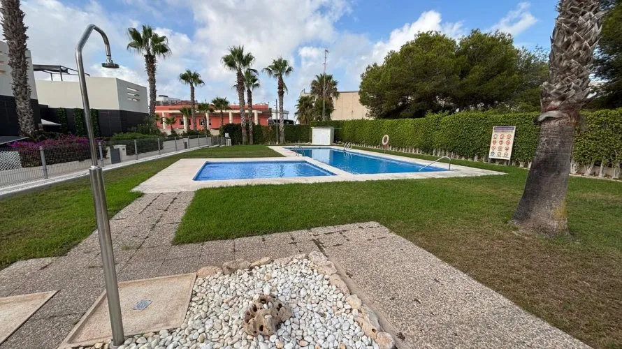 2 bedrooms house for sale, Alicante, Spain No. 3189 № 16