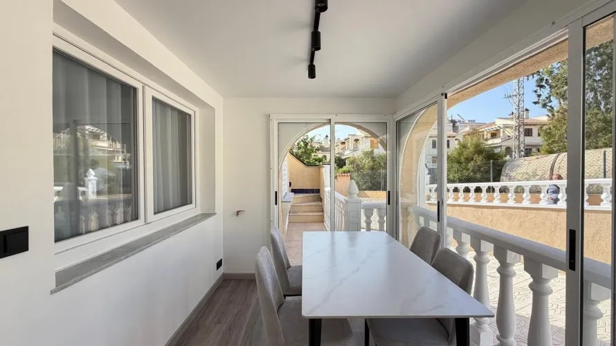 2 bedrooms house for sale, Torrevieja, Spain No. 3210 № 22