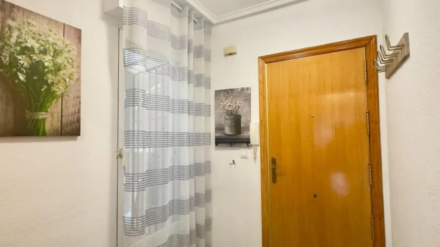 1 bedroom apartment for sale, Torrevieja, Spain No. 3323 № 8