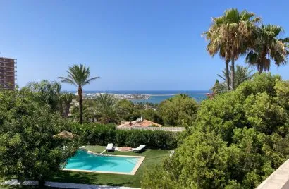 180m² villa for sale, Denia, Spain No. 3255
