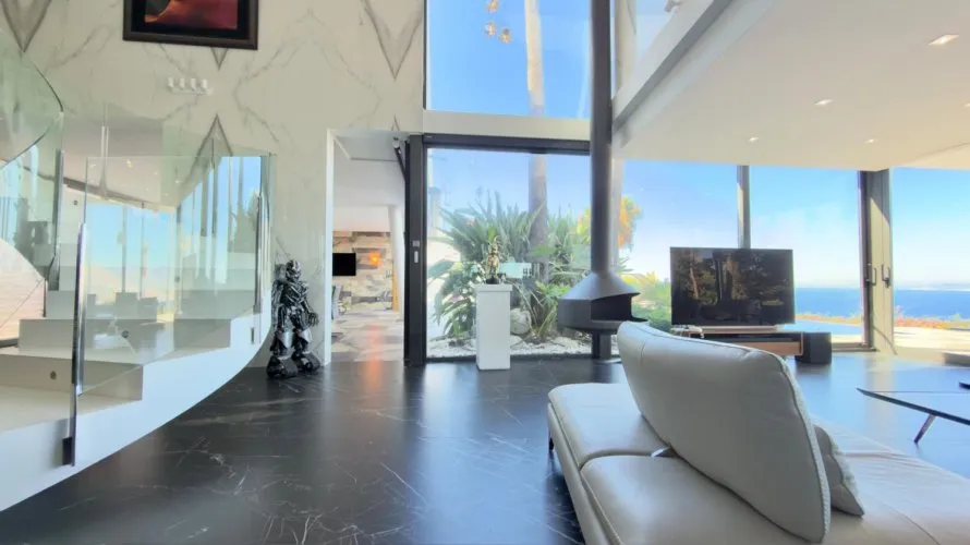 5 bedrooms villa for sale, Benidorm, Spain No. 3399