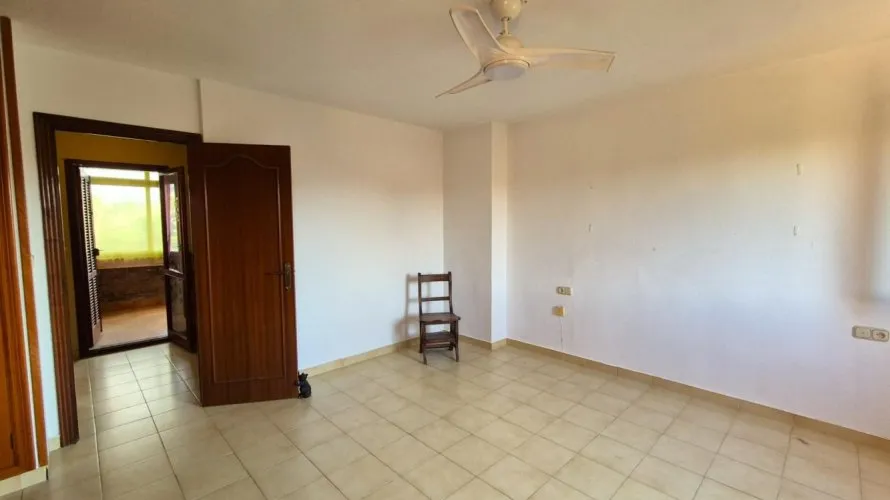 4 bedrooms house for sale, San Juan, Spain No. 3404