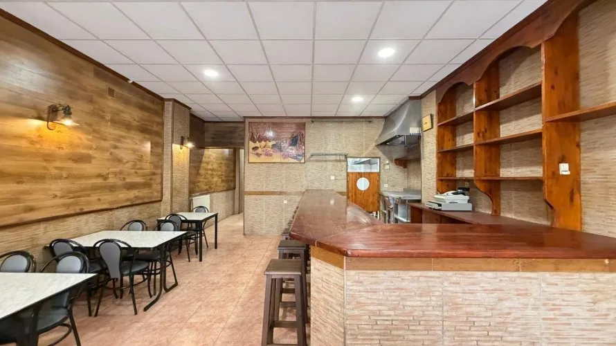 98m² commercial property for sale, Torrevieja, Spain No. 3342 № 24