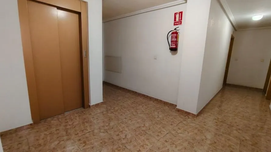 2 bedrooms apartment for sale, Torrevieja, Spain No. 3441 № 1