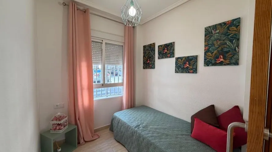 40m² apartment for sale, Torrevieja, Spain No. 3331 № 2
