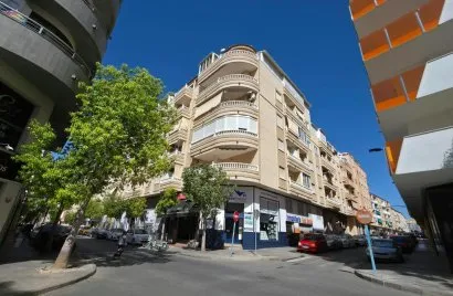 3 bedrooms apartment for sale, Torrevieja, Spain No. 3237