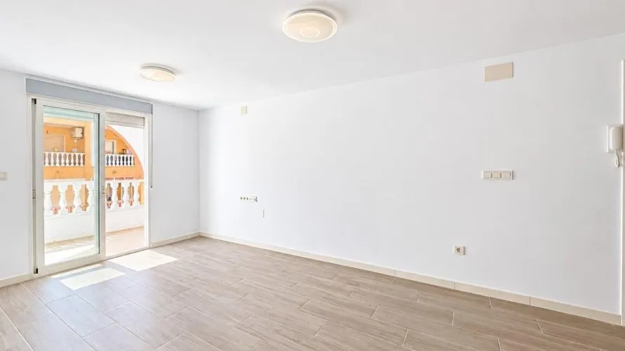 2 bedrooms apartment for sale, Torrevieja, Spain No. 3442 № 13