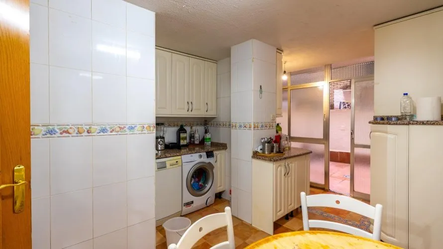 3 bedrooms apartment for sale, Alcorcon, Spain No. 3222 № 12