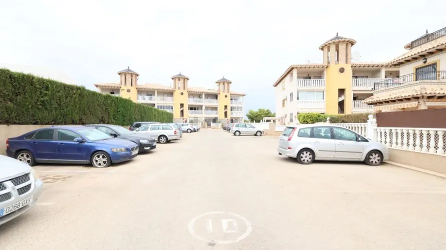 2 bedrooms apartment for sale, La Zenia, Spain No. 3316 № 1
