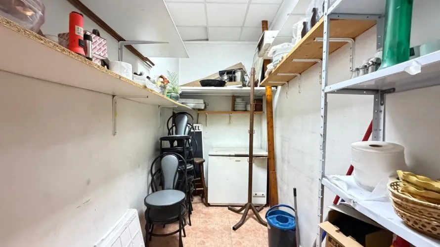 98m² commercial property for sale, Torrevieja, Spain No. 3342 № 6