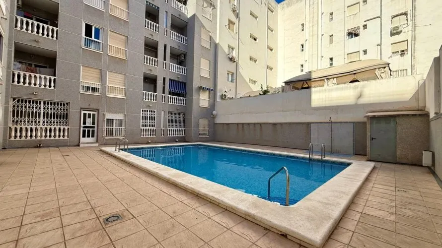2 bedrooms apartment for sale, Torrevieja, Spain No. 3348 № 19