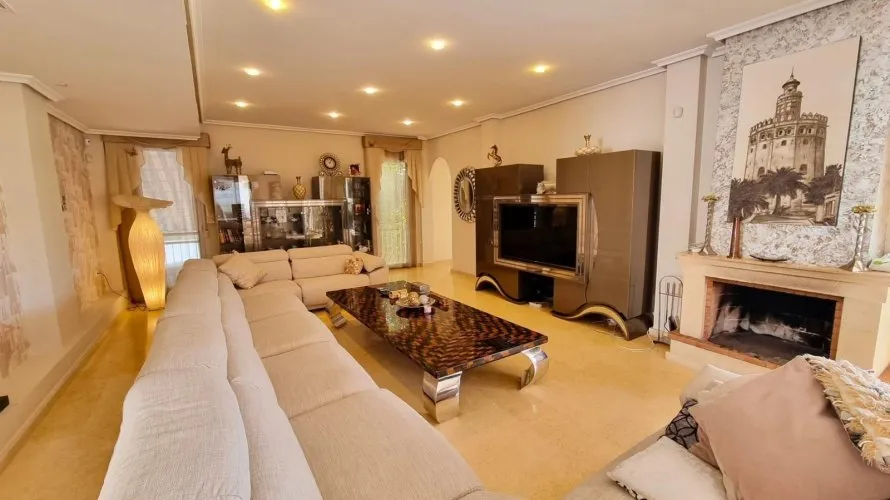 670m² apartment for sale, Torrevieja, Spain No. 3235 № 23