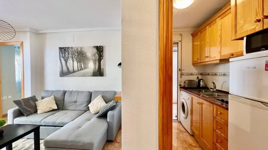 1 bedroom apartment for sale, Torrevieja, Spain No. 3354 № 7