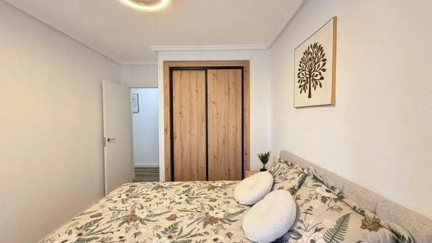 3 bedrooms apartment for sale, Torrevieja, Spain No. 3443 № 18