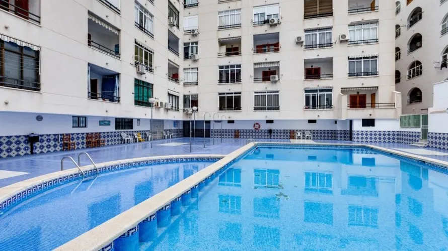 65m² apartment for sale, Torrevieja, Spain No. 3427 № 2