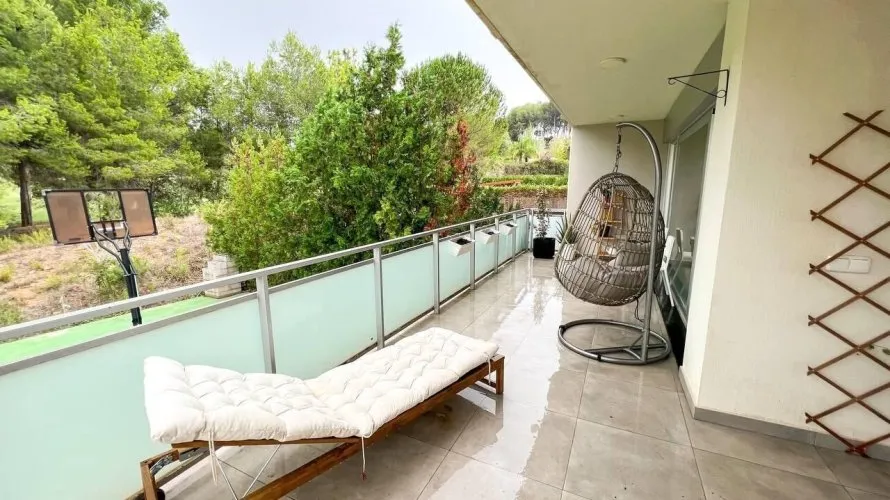 4 bedrooms apartment for sale, Chiva, Spain No. 3291 № 8