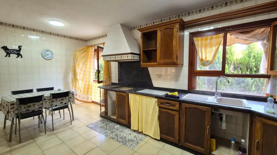 4 bedrooms house for sale, San Juan, Spain No. 3404 № 14