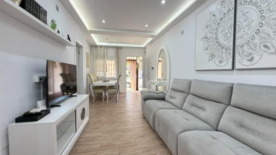 2 bedrooms house for sale, Nueva Torrevieja, Spain No. 3497 № 7